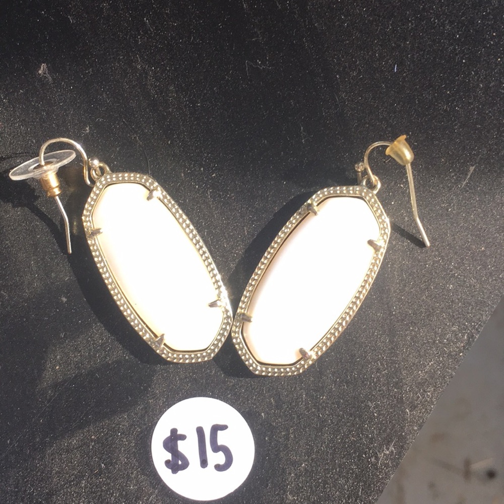 Kendra Scott earrings